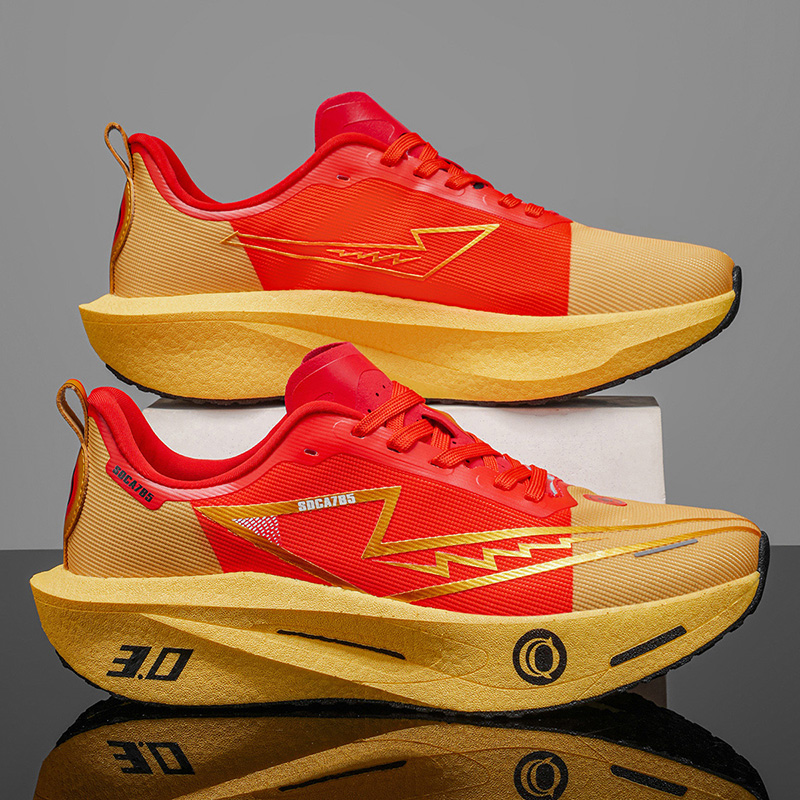 Men Sports Running Shoes Carbo - Trail Mix 评论和价格