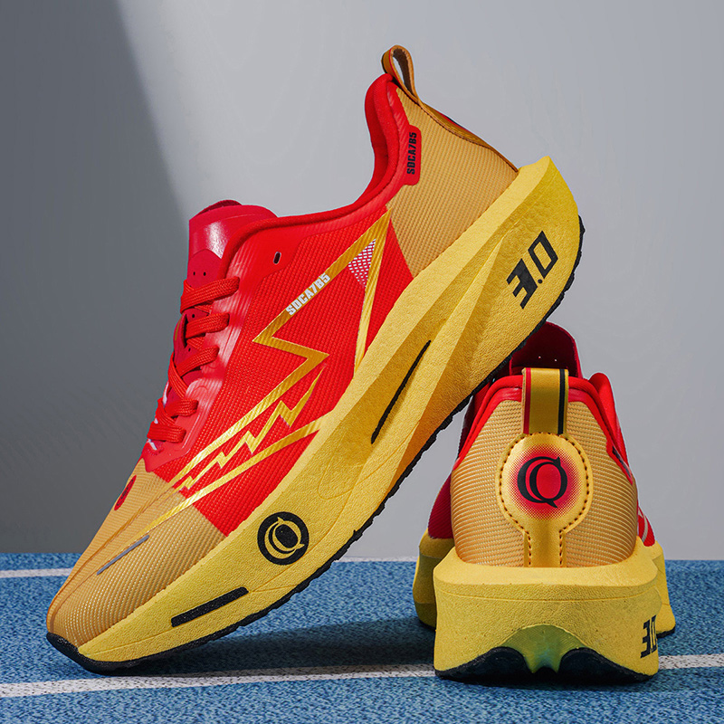 Men Sports Running Shoes Carbo - Trail Mix 评论和价格